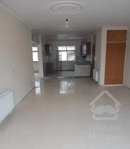 واحد ۱۰۰ متری،گیلاوند