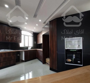 ۱۷۰ متر سلطنتی ، سه خواب/تاپ لوکیشن منطقه ۵