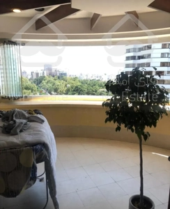 ۱۶۰ متر کامرانیه / برج