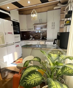 پونک‌ 77 متر ۲ خواب طبقه ۲ کوچه فهیم