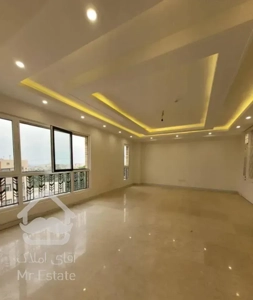 ۱۳۱ متر ۳ خواب /فول امکانات /سالن پرده خور