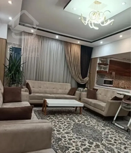۹۳ متر جنوبی/مجموعه برند