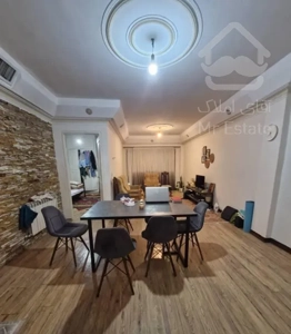 ۸۰ متری ۲ خوابه در دبستان