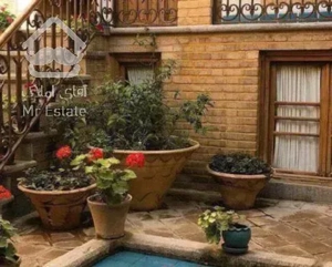 ١٢٥ متر/خوش نقشه/فول امکانات/مهران