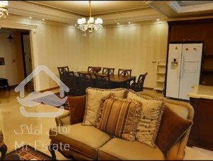 خرید آپارتمان ۱۸۰ متری ور نیاوران