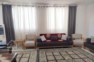 فروش آپارتمان ۸۵ متری ۲ خوابه طبقه ۱ در وکیل‌آباد