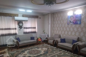 فروش آپارتمان در ۹۰ متری خ مطهری. همت