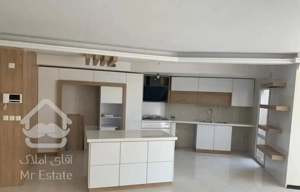 ۱۳۵متر۳خواب ۲تراس نورگیر/دریاچه چیتگر/منطقه۲۲