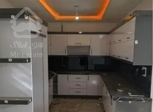 آپارتمان ۹۵ متری/پشت افشار/ شیک