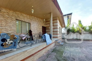 متل قو شمس آباد 260 متر زمین 130 متر فلت دو خواب.