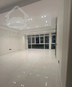 ۱۳۳ مـتر / ۶ سالـه / ۳ خوابـ