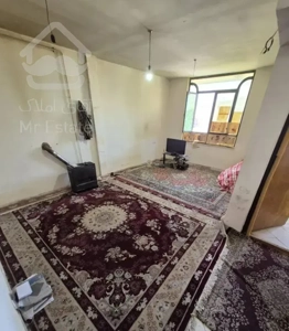 ۶۰ متر / مرکز شهر / تاپ لوکیشن