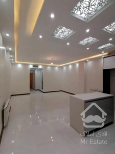 ۷۹ متری فول کم واحد.خوش نقشه لوکیشن عالی‌.آلاله غربی