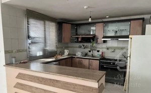 فروش آپارتمان ۹۵ متری ۲ خوابه همکف آوینی