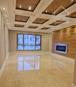 نیاوران/ ۱۴۰ متر ۲ خواب مستر/ تراس قابل چیدمان