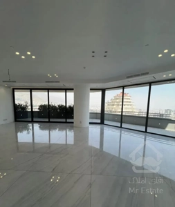 ۲۹۵متر /۴خواب/۳پارکینگ