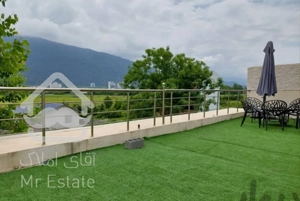 سه طبقه سه خواب استخردار نوساز نمک آبرود