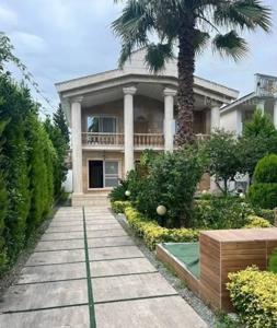 کاخ400متری استخردار*سند تک برگ*کاملا واقعی