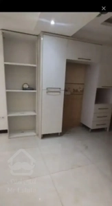 آپارتمان آسانسوردار کوچه پمپ بنزین متراژ ۱۰۰ متر