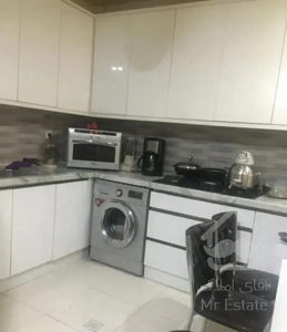 آپارتمان۱۰۰متری۲خواب بازسازی چندقدمی پارک قیطریه