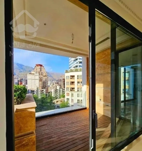 آپارتمان لوکس 300متر*چشم‌انداز بی‌نظیر کوهستان