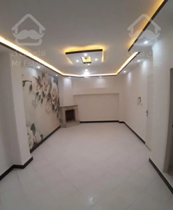 52 متر طبقه 2  روبنما