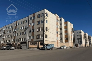 آپارتمان m6 سه خواب سه نبش هر طبقه یک واحد.