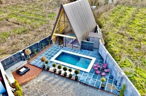 کلبه دو خوابه استخر روباز