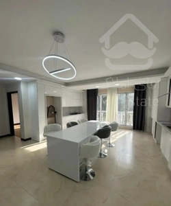 واحد ۱۵۵ متری لوکس دایموند