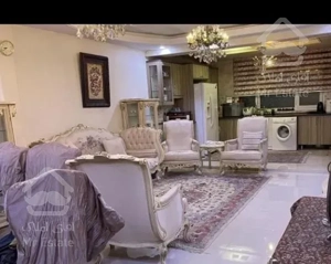 ۷۶ متر / بازسازی شده/ خیابان ایران