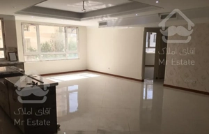 ۱۲۶ متر  شاهین شمالی نوساز فول دونبش نورگیر