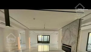 221متر،سه خواب،کلید نخورده،دربند