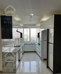 86متر/دو خوابه/فول امکانات