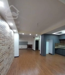 ۹۵ متر /صرافها جنوب / کلید در اختیار