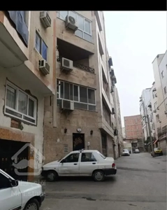 آپارتمان۱۰۷ متری زیر قیمت عدالت ۴۱ طبقه سوم