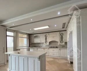 ۱۳۰متر در نیاوران/ویو دار