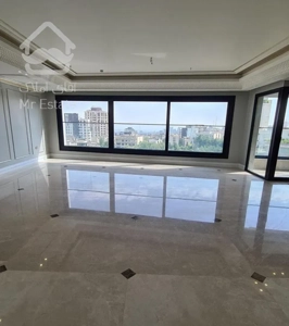 ۱۴۷متر/بلوار۲۴متری/ویو ماندگار/بالکن کاربردی