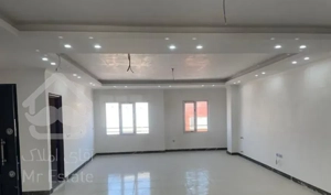 اپارتمان ۱۱۲ متری طبقه سوم سه طبقه