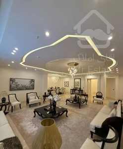 نیاوران۳۵۰متریاسرتکواحدی/۴خواب مستر/زیر قیمت/فول