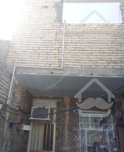 لوله کش گاز وآب فاضلاب وتعمیرات ونصف پمپ و شیرآلات