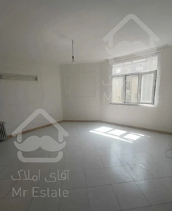 ۶۵ متر/رو به افتاب/سه طبقه/دو واحدی