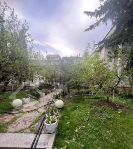 فروش یا اجاره ۱۰۰۰ متر ویلای مسکونی دربست درالهیه