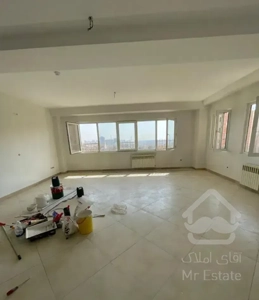 ارغوان/۱۳۵متر ۳خواب/جنوبی/ویو باز/آبشار چیتگر