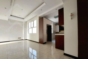 54متر / نوساز / طرشت / ساختمان فاخر