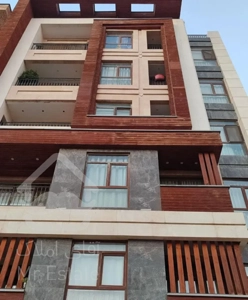 120 متر فول امکانات بهترین لوکیشن