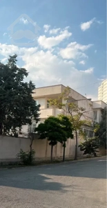 ۸۰۰ متر ویلایی / اداری / فاز اصلی شهرک غرب
