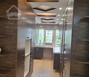 ۸۲متر۲خواب چهارباغ فول امکانات تراورتن