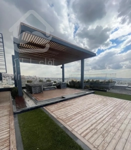 ۲۲۵متر*دو نبش جلال۸ طبقه ۵ تراس ۲۰متر نوساز