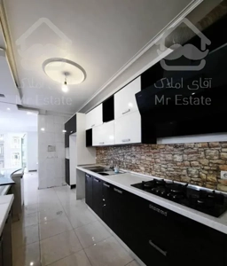 ۱۰۰متر ۲خواب۵ساله نزدیک فلکه اول