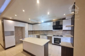 اجاره آپارتمان ۱۳۰ متر ی۲خواب